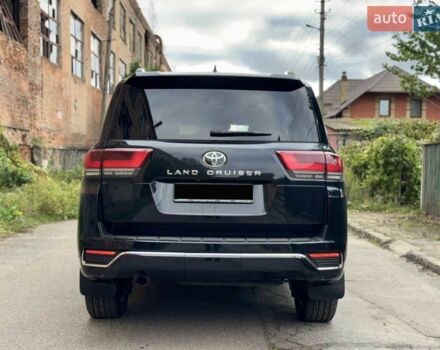 Черный Тойота Ленд Крузер 200, объемом двигателя 3.3 л и пробегом 154 тыс. км за 72990 $, фото 7 на Automoto.ua
