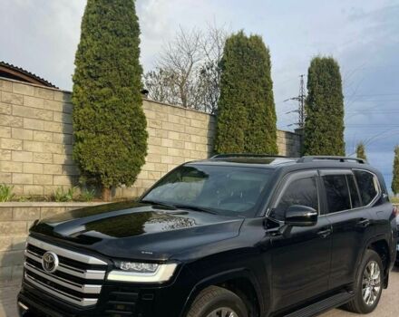 Чорний Тойота Ленд Крузер 200, об'ємом двигуна 3 л та пробігом 120 тис. км за 81000 $, фото 4 на Automoto.ua