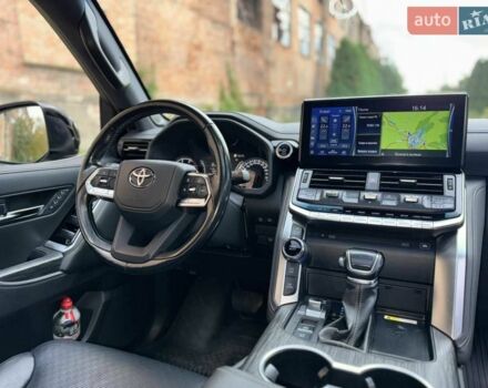 Черный Тойота Ленд Крузер 200, объемом двигателя 3.3 л и пробегом 154 тыс. км за 69890 $, фото 14 на Automoto.ua