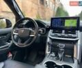 Черный Тойота Ленд Крузер 200, объемом двигателя 3.3 л и пробегом 154 тыс. км за 69890 $, фото 14 на Automoto.ua