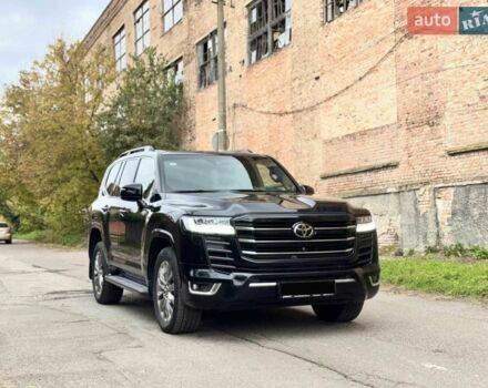 Черный Тойота Ленд Крузер 200, объемом двигателя 3.3 л и пробегом 154 тыс. км за 69890 $, фото 1 на Automoto.ua