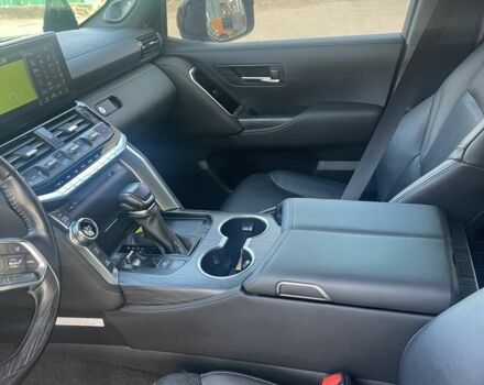 Чорний Тойота Ленд Крузер 200, об'ємом двигуна 3 л та пробігом 120 тис. км за 81000 $, фото 5 на Automoto.ua