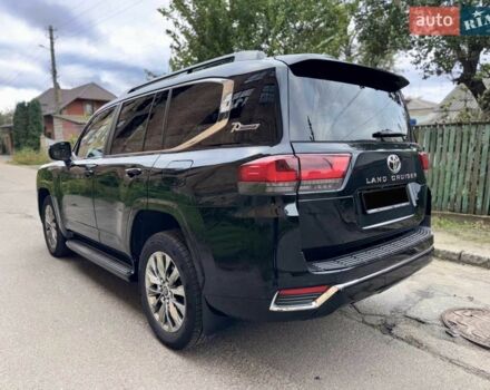 Черный Тойота Ленд Крузер 200, объемом двигателя 3.3 л и пробегом 154 тыс. км за 72990 $, фото 4 на Automoto.ua