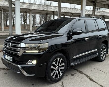 Чорний Тойота Ленд Крузер 200, об'ємом двигуна 4.7 л та пробігом 315 тис. км за 28500 $, фото 1 на Automoto.ua