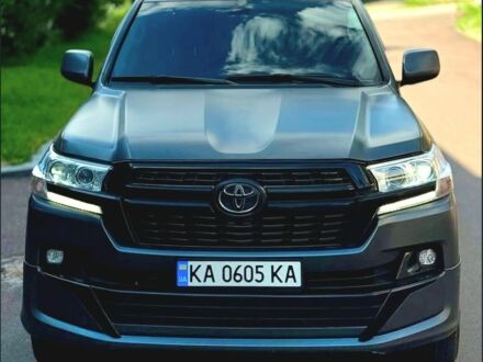 Тойота Ленд Крузер 200 2007 в Киеве на Automoto.ua Черный Тойота Ленд Крузер 200, объемом двигателя 4.7 л и пробегом 290 тыс. км за 24000 $, фото 1 на Automoto.ua