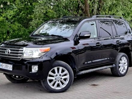 Тойота Ленд Крузер 200 2007 у Изюме на Automoto.ua Чорний Тойота Ленд Крузер 200, об'ємом двигуна 4.4 л та пробігом 245 тис. км за 5867 $, фото 1 на Automoto.ua