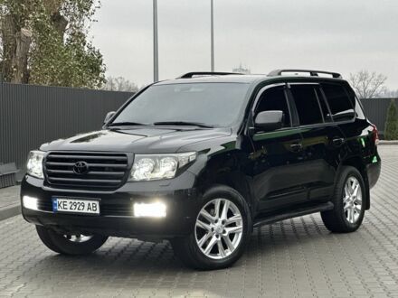 Черный Тойота Ленд Крузер 200, объемом двигателя 4.7 л и пробегом 310 тыс. км за 21999 $, фото 1 на Automoto.ua