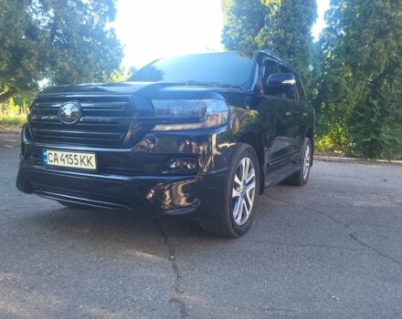 Черный Тойота Ленд Крузер 200, объемом двигателя 4.5 л и пробегом 244 тыс. км за 32000 $, фото 1 на Automoto.ua