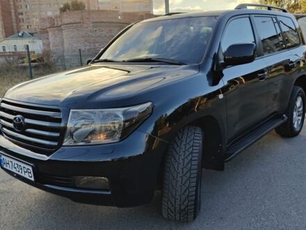 Черный Тойота Ленд Крузер 200, объемом двигателя 4.5 л и пробегом 300 тыс. км за 24000 $, фото 1 на Automoto.ua