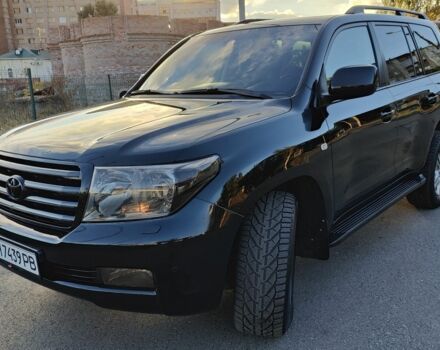 Черный Тойота Ленд Крузер 200, объемом двигателя 4.5 л и пробегом 300 тыс. км за 24000 $, фото 1 на Automoto.ua