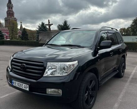Черный Тойота Ленд Крузер 200, объемом двигателя 4.7 л и пробегом 290 тыс. км за 26250 $, фото 1 на Automoto.ua