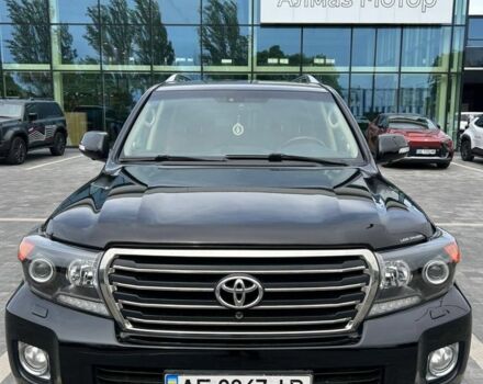Черный Тойота Ленд Крузер 200, объемом двигателя 4.5 л и пробегом 152 тыс. км за 41000 $, фото 1 на Automoto.ua