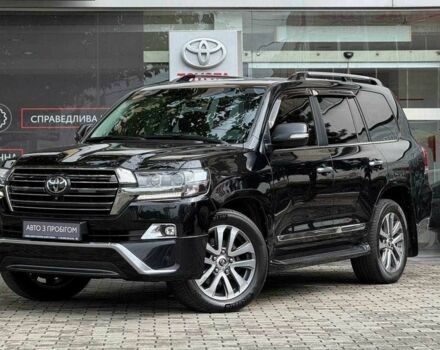 Черный Тойота Ленд Крузер 200, объемом двигателя 4.5 л и пробегом 250 тыс. км за 51049 $, фото 1 на Automoto.ua