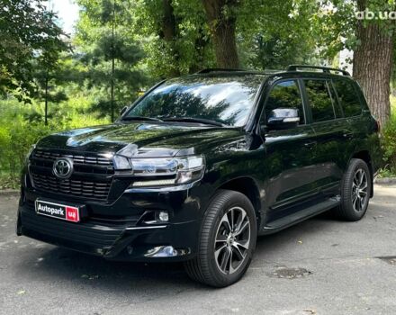 Чорний Тойота Ленд Крузер 200, об'ємом двигуна 4.5 л та пробігом 205 тис. км за 48490 $, фото 1 на Automoto.ua
