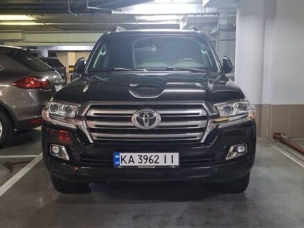 Черный Тойота Ленд Крузер 200, объемом двигателя 4.5 л и пробегом 43 тыс. км за 150000 $, фото 1 на Automoto.ua