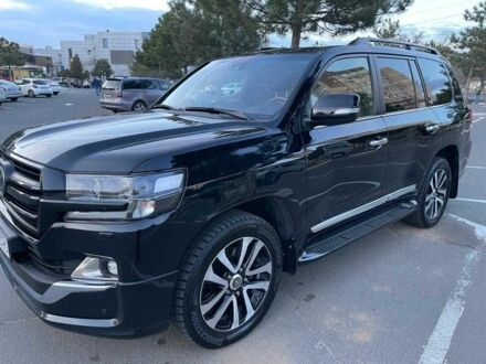 Тойота Ленд Крузер 200 2019 у Одесі на Automoto.ua Чорний Тойота Ленд Крузер 200, об'ємом двигуна 4.5 л та пробігом 130 тис. км за 56000 $, фото 1 на Automoto.ua