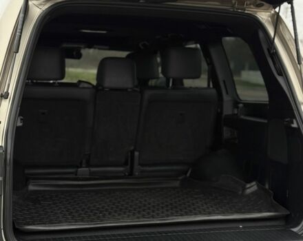 Коричневый Тойота Ленд Крузер 200, объемом двигателя 4.5 л и пробегом 250 тыс. км за 1254 $, фото 9 на Automoto.ua