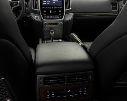 Коричневый Тойота Ленд Крузер 200, объемом двигателя 4.5 л и пробегом 250 тыс. км за 1254 $, фото 5 на Automoto.ua