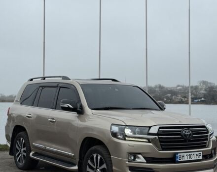 Коричневый Тойота Ленд Крузер 200, объемом двигателя 4.5 л и пробегом 250 тыс. км за 1254 $, фото 1 на Automoto.ua