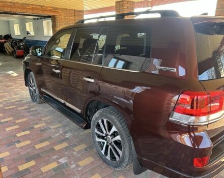 Коричневый Тойота Ленд Крузер 200, объемом двигателя 4.5 л и пробегом 101 тыс. км за 68000 $, фото 2 на Automoto.ua