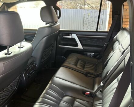 Коричневый Тойота Ленд Крузер 200, объемом двигателя 4.5 л и пробегом 101 тыс. км за 68000 $, фото 10 на Automoto.ua