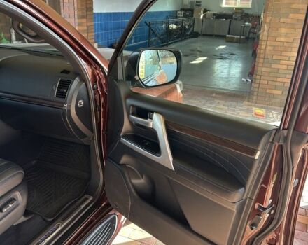 Коричневый Тойота Ленд Крузер 200, объемом двигателя 4.5 л и пробегом 101 тыс. км за 68000 $, фото 13 на Automoto.ua