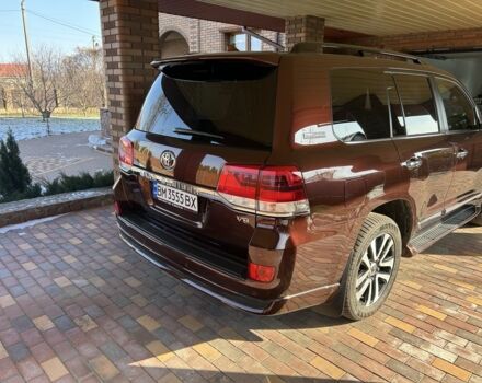 Коричневый Тойота Ленд Крузер 200, объемом двигателя 4.5 л и пробегом 101 тыс. км за 68000 $, фото 4 на Automoto.ua