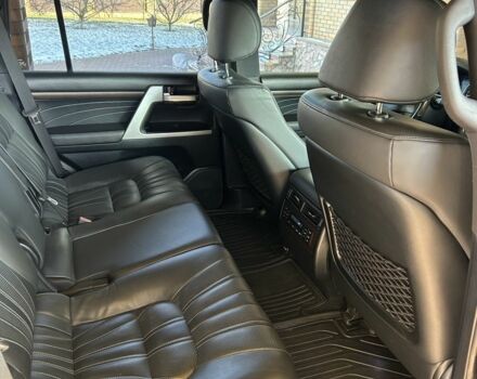 Коричневый Тойота Ленд Крузер 200, объемом двигателя 4.5 л и пробегом 101 тыс. км за 68000 $, фото 12 на Automoto.ua