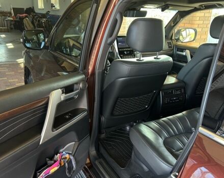 Коричневый Тойота Ленд Крузер 200, объемом двигателя 4.5 л и пробегом 101 тыс. км за 68000 $, фото 9 на Automoto.ua