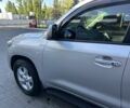 Серый Тойота Ленд Крузер 200, объемом двигателя 4.5 л и пробегом 330 тыс. км за 25000 $, фото 14 на Automoto.ua