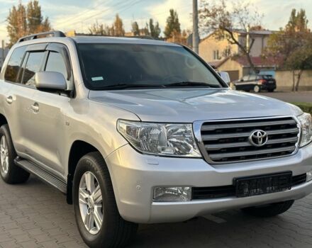 Серый Тойота Ленд Крузер 200, объемом двигателя 4.5 л и пробегом 340 тыс. км за 23000 $, фото 3 на Automoto.ua