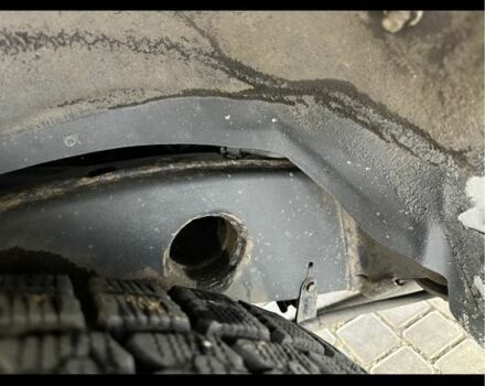 Серый Тойота Ленд Крузер 200, объемом двигателя 4.5 л и пробегом 330 тыс. км за 23900 $, фото 16 на Automoto.ua