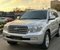 Серый Тойота Ленд Крузер 200, объемом двигателя 4.5 л и пробегом 340 тыс. км за 23000 $, фото 2 на Automoto.ua