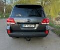 Серый Тойота Ленд Крузер 200, объемом двигателя 4.5 л и пробегом 500 тыс. км за 25000 $, фото 4 на Automoto.ua