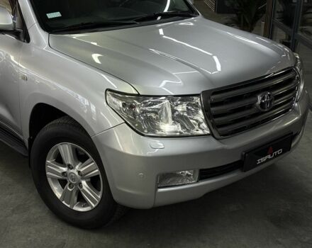 Сірий Тойота Ленд Крузер 200, об'ємом двигуна 4.5 л та пробігом 340 тис. км за 23900 $, фото 1 на Automoto.ua