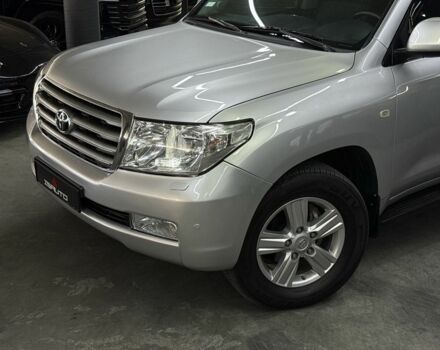Сірий Тойота Ленд Крузер 200, об'ємом двигуна 4.5 л та пробігом 340 тис. км за 23900 $, фото 5 на Automoto.ua