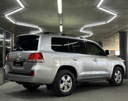 Сірий Тойота Ленд Крузер 200, об'ємом двигуна 4.5 л та пробігом 340 тис. км за 23900 $, фото 10 на Automoto.ua