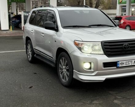 Сірий Тойота Ленд Крузер 200, об'ємом двигуна 4.5 л та пробігом 298 тис. км за 24200 $, фото 2 на Automoto.ua