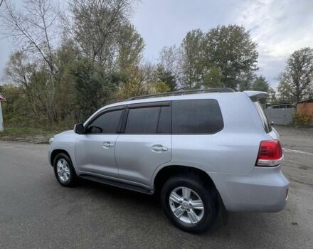 Серый Тойота Ленд Крузер 200, объемом двигателя 4.7 л и пробегом 222 тыс. км за 21500 $, фото 4 на Automoto.ua