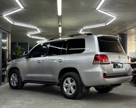 Сірий Тойота Ленд Крузер 200, об'ємом двигуна 4.5 л та пробігом 340 тис. км за 23900 $, фото 14 на Automoto.ua