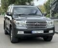 Серый Тойота Ленд Крузер 200, объемом двигателя 4.6 л и пробегом 213 тыс. км за 24000 $, фото 7 на Automoto.ua