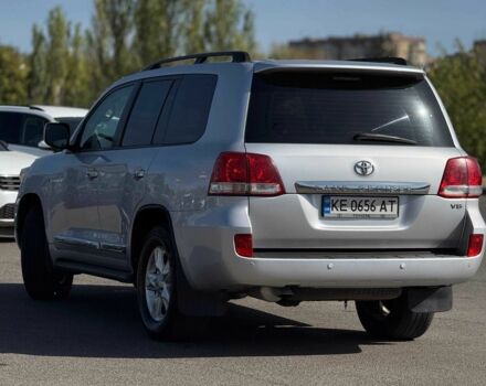 Серый Тойота Ленд Крузер 200, объемом двигателя 4.5 л и пробегом 193 тыс. км за 24900 $, фото 11 на Automoto.ua