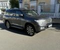 Серый Тойота Ленд Крузер 200, объемом двигателя 4.5 л и пробегом 267 тыс. км за 31500 $, фото 10 на Automoto.ua