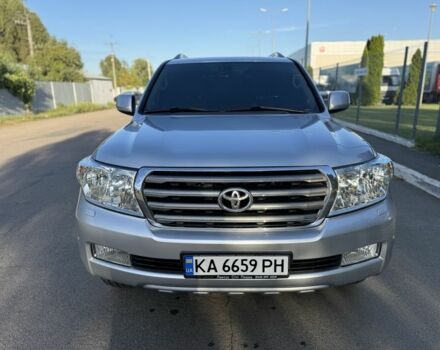 Сірий Тойота Ленд Крузер 200, об'ємом двигуна 4.5 л та пробігом 280 тис. км за 32000 $, фото 1 на Automoto.ua