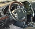 Серый Тойота Ленд Крузер 200, объемом двигателя 4.5 л и пробегом 235 тыс. км за 28940 $, фото 18 на Automoto.ua