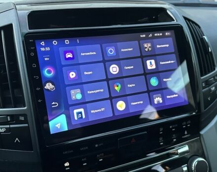 Серый Тойота Ленд Крузер 200, объемом двигателя 4.5 л и пробегом 209 тыс. км за 30000 $, фото 3 на Automoto.ua