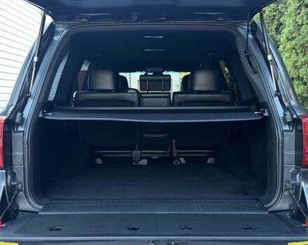 Серый Тойота Ленд Крузер 200, объемом двигателя 4.5 л и пробегом 209 тыс. км за 30000 $, фото 20 на Automoto.ua