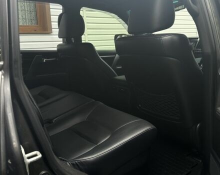 Серый Тойота Ленд Крузер 200, объемом двигателя 4.5 л и пробегом 209 тыс. км за 30000 $, фото 13 на Automoto.ua