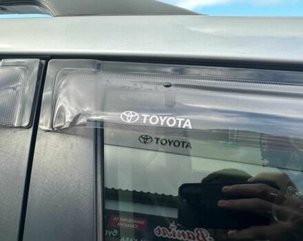 Серый Тойота Ленд Крузер 200, объемом двигателя 4.5 л и пробегом 132 тыс. км за 49900 $, фото 7 на Automoto.ua