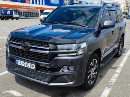 Тойота Ленд Крузер 200 2008 в Киеве на Automoto.ua Серый Тойота Ленд Крузер 200, объемом двигателя 4.5 л и пробегом 244 тыс. км за 32000 $, фото 1 на Automoto.ua